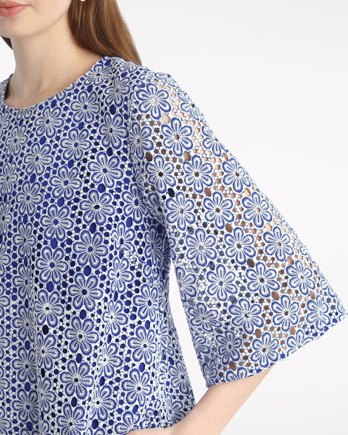 Carolyn Bell Sleeve Mini Dress in Daisy Lace - Image 3