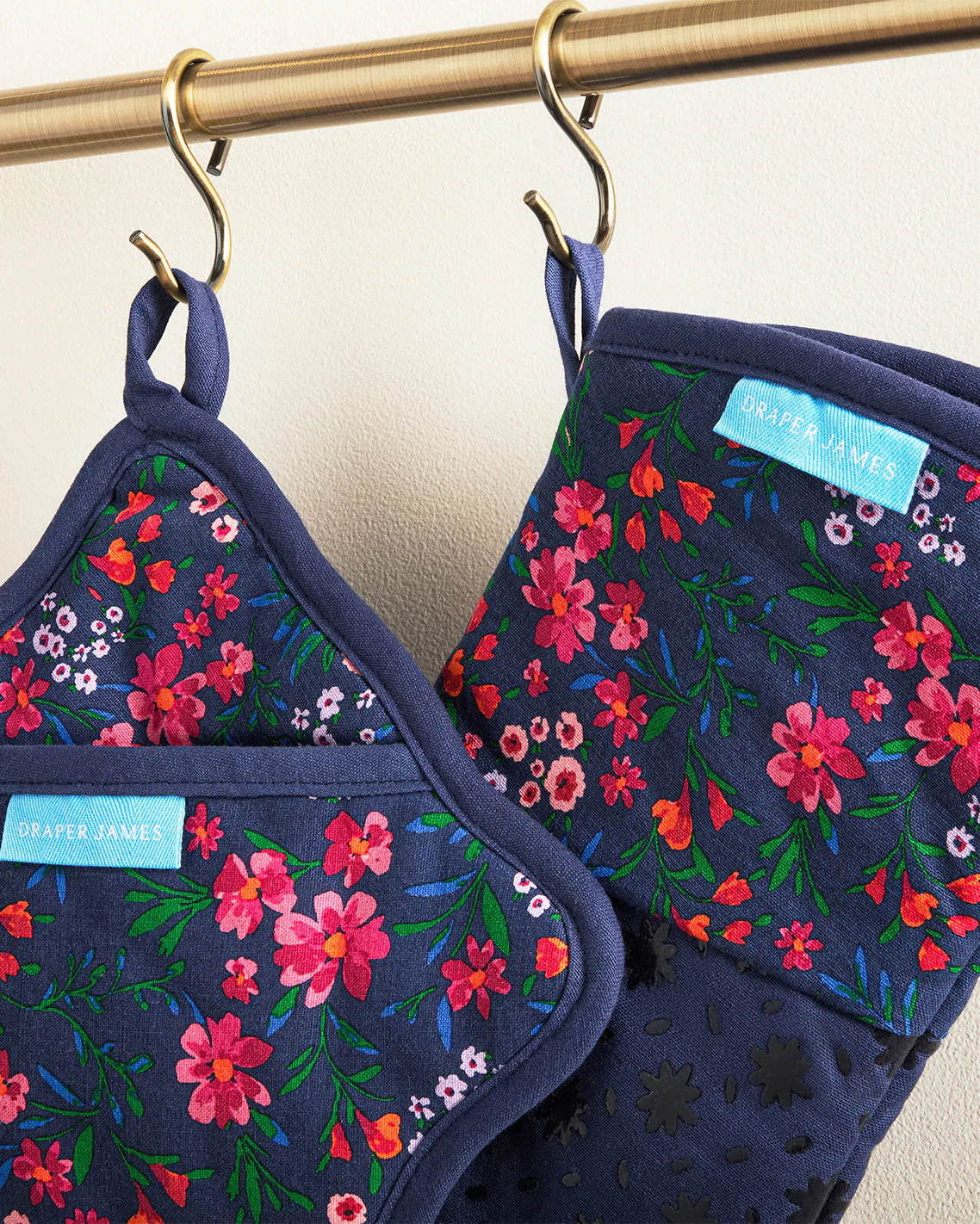 Navy Field Flowers Kitchen Set - Image 3
