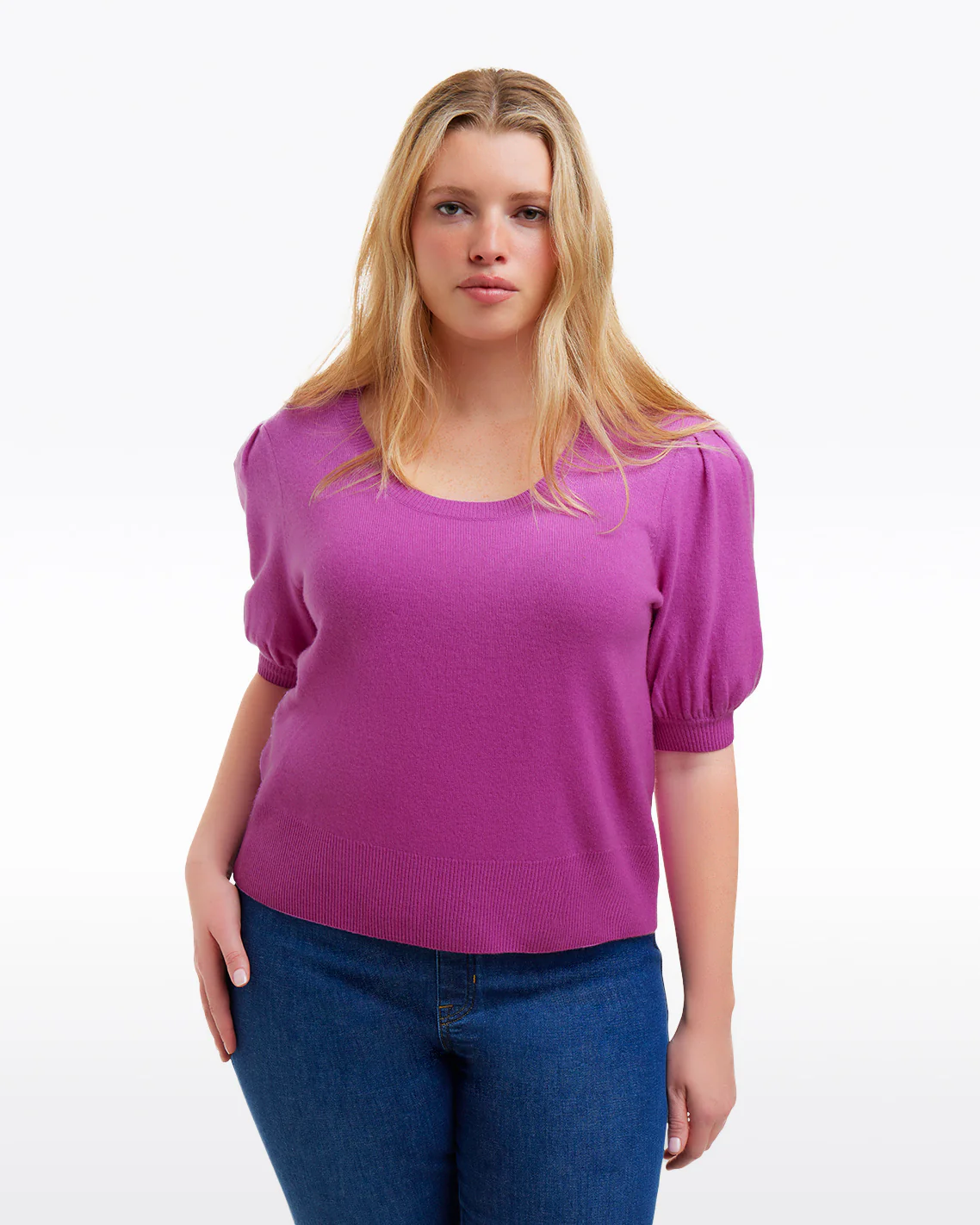 Short Sleeve Cashmere Sweater - Image 3